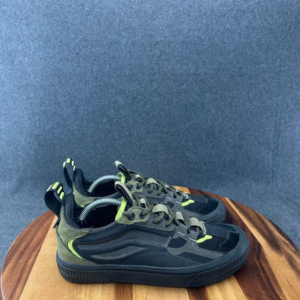 Vans ComfyCush Old Skool Overt CC Skate Terrain Shoes Womens Sz 8 Black Green